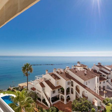 Stunning Apartment 10 Meters From The Beach With Parking Benalmádena Exterior foto