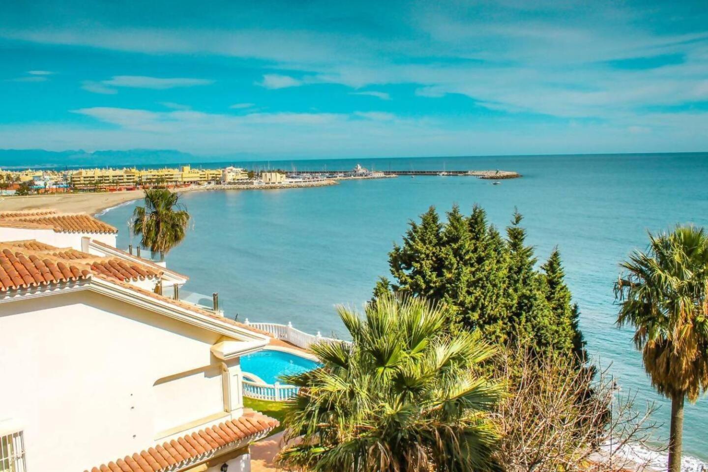 Stunning Apartment 50 Meters From The Sea Benalmádena Exterior foto
