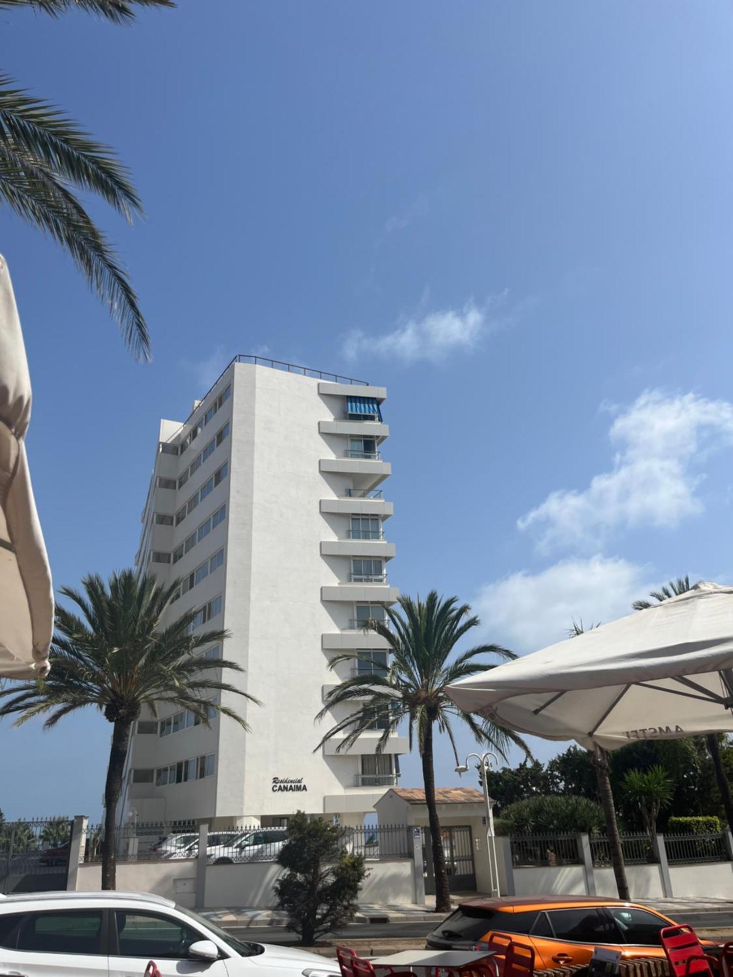 Stunning Apartment 10 Meters From The Beach With Parking Benalmádena Exterior foto