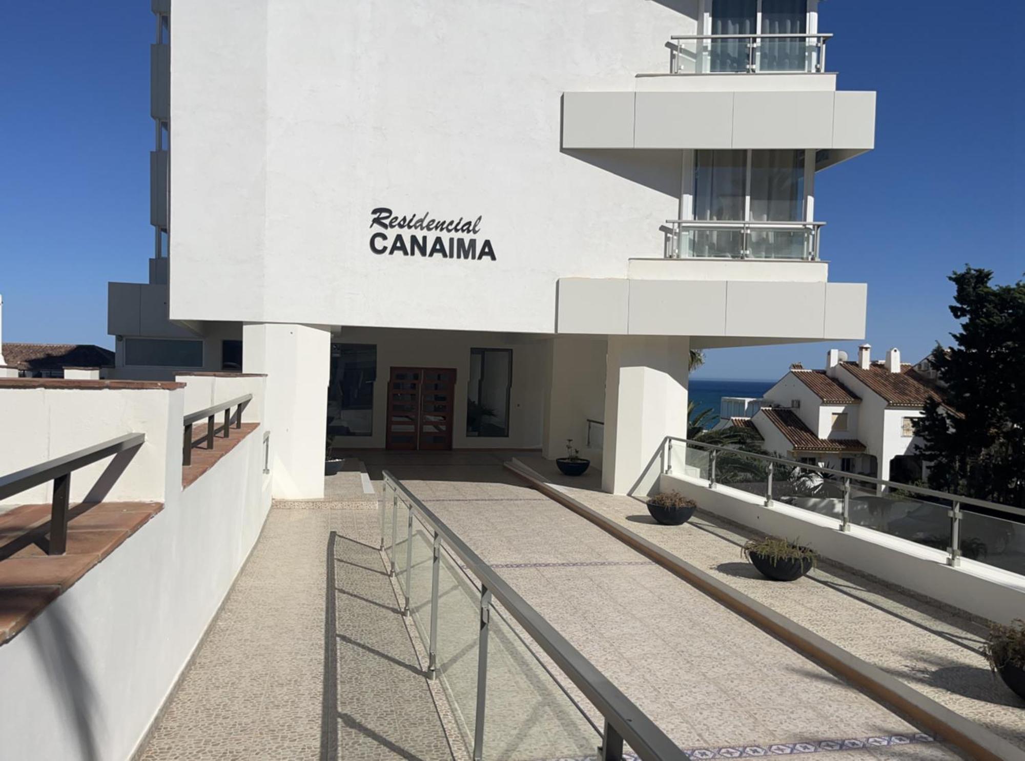 Stunning Apartment 10 Meters From The Beach With Parking Benalmádena Exterior foto